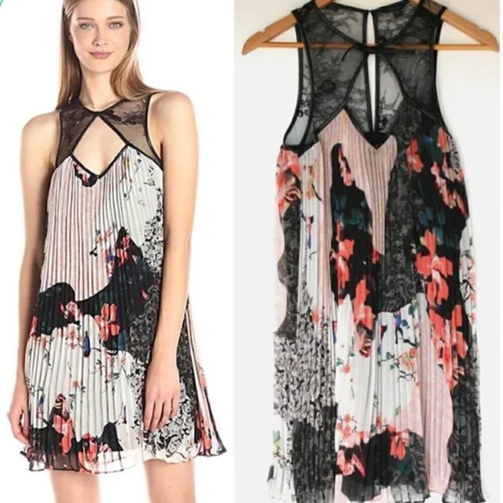 GUESS Abril Pleated Trapeze Dress M Floral Lace NEW